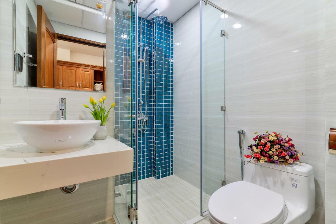 Khách sạn hẻo lánh Woody House Trung Tâm Sài Gòn 3*